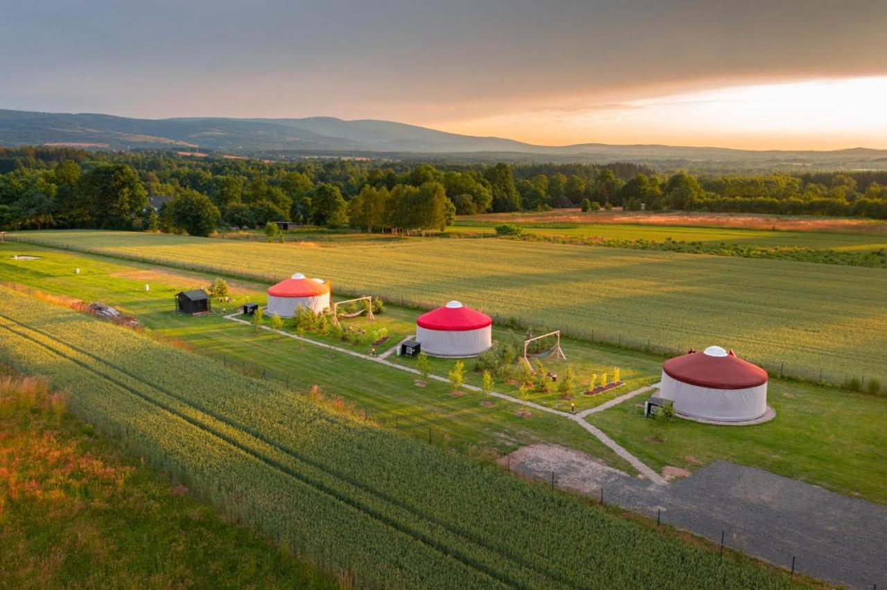 Izera Glamping Adults - Luksusowe Jurty&Spa Gajowka  Kültér fotó
