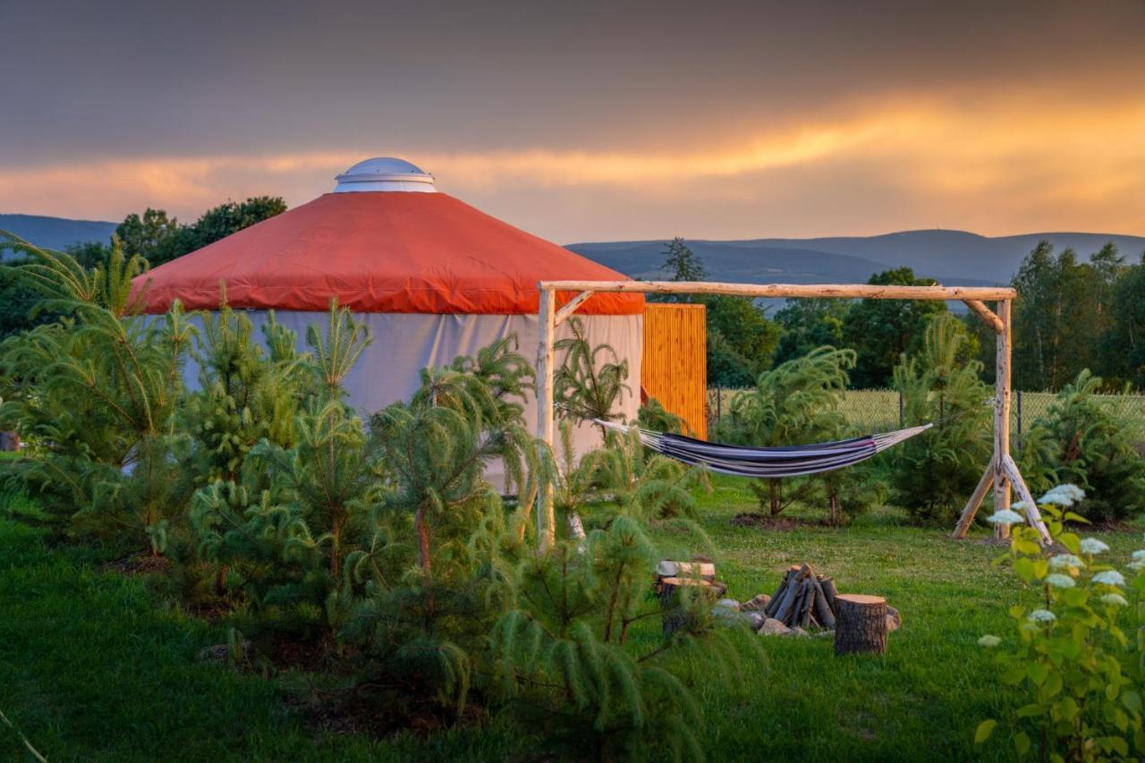 Izera Glamping Adults - Luksusowe Jurty&Spa Gajowka  Kültér fotó