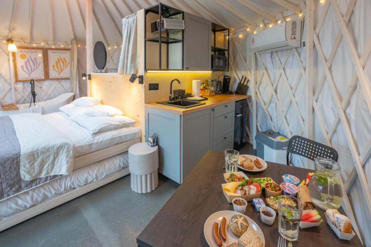 Izera Glamping Adults - Luksusowe Jurty&Spa Gajowka  Kültér fotó