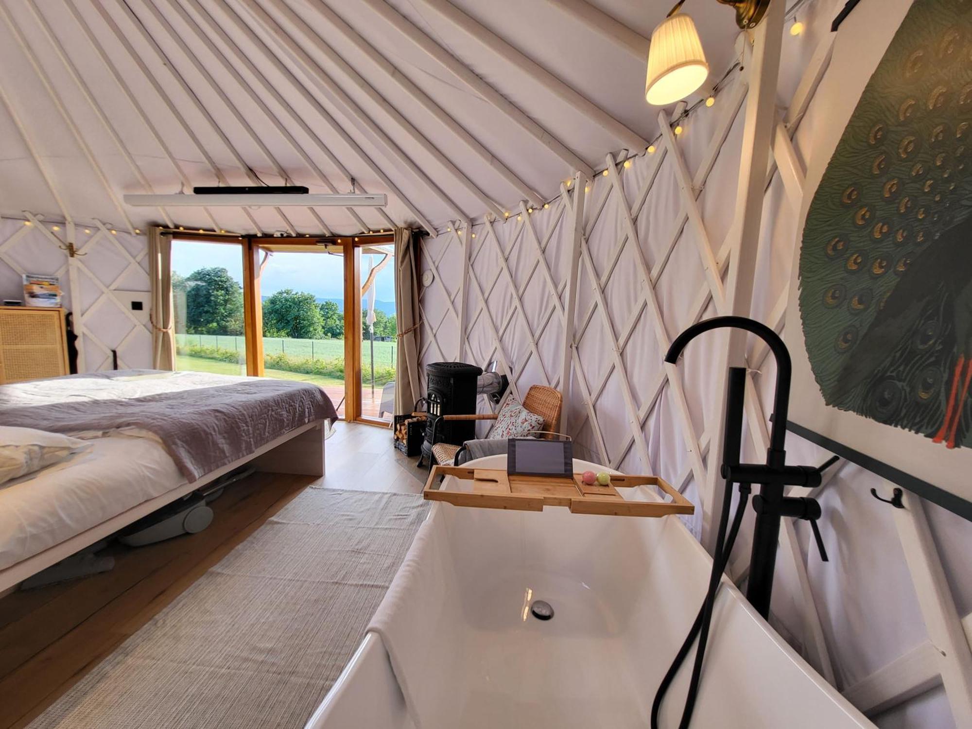 Izera Glamping Adults - Luksusowe Jurty&Spa Gajowka  Kültér fotó